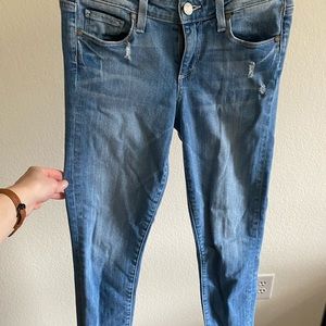Light wash skinny jeans